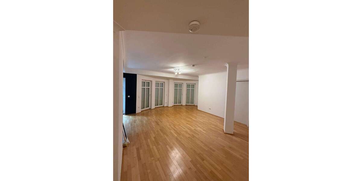 Etagenwohnung Wiesbaden Nordost - 2 Zimmer, 72 m&sup2;, 1.075&euro; | Angebot:25085649