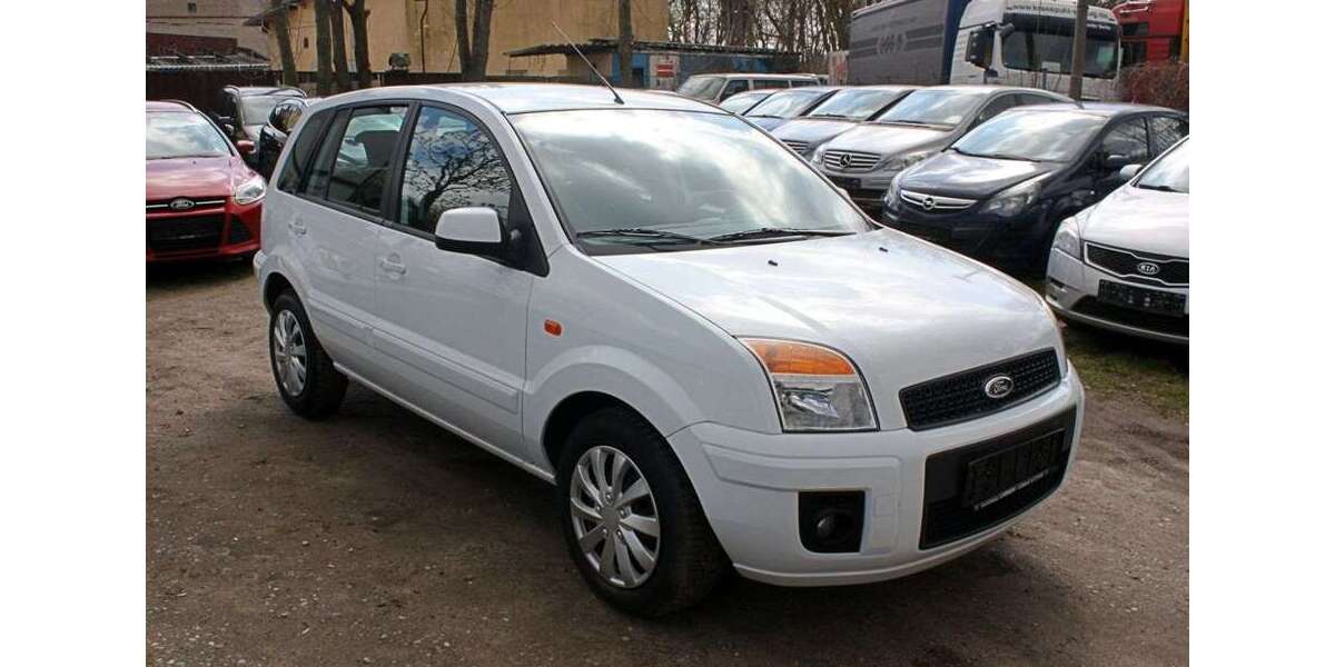 Ford Fusion 62.500 km 3.999 &euro; Berlin 13057