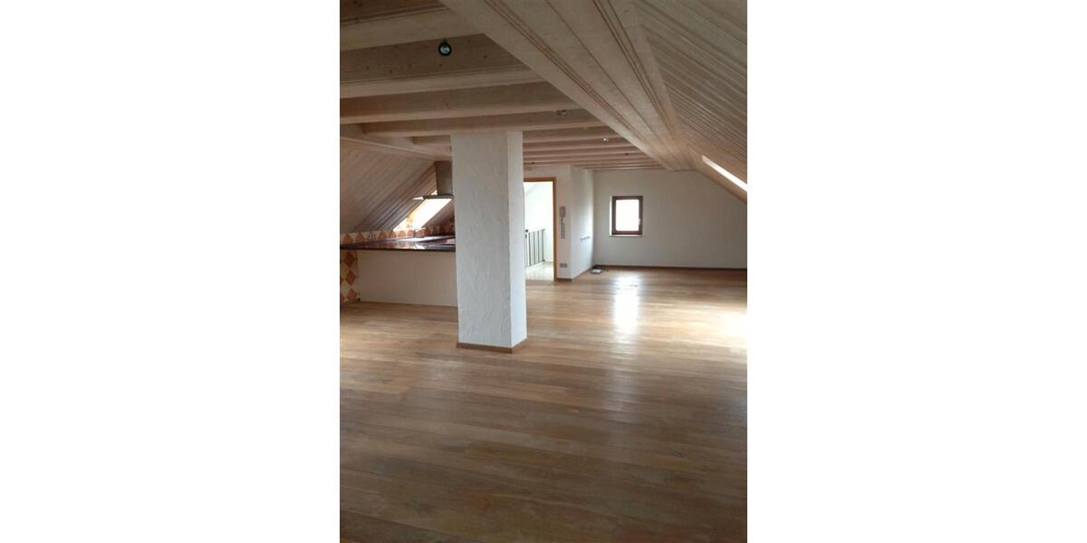 Dachgeschoßwohnung Gebsattel - 1 Zimmer, 71 m&sup2;, 660&euro; | Angebot:26086246