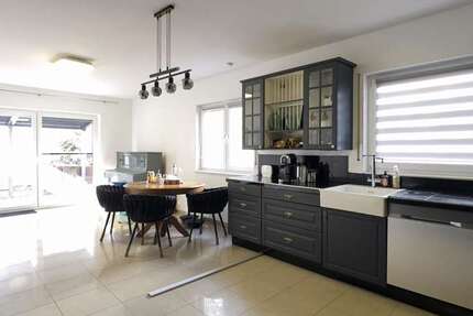 Haus Schwalbach am Taunus - 4 Zimmer, 124 m&sup2;, 729.000&euro; | Angebot:24368233