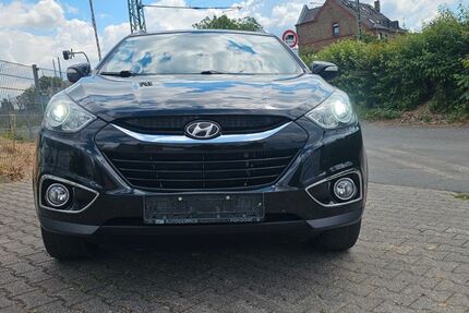 Hyundai ix35 234.222 km 6.200 &euro; Wiesbaden 65201