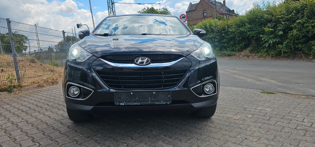 Hyundai ix35 234.222 km 6.400 &euro; Wiesbaden 65201