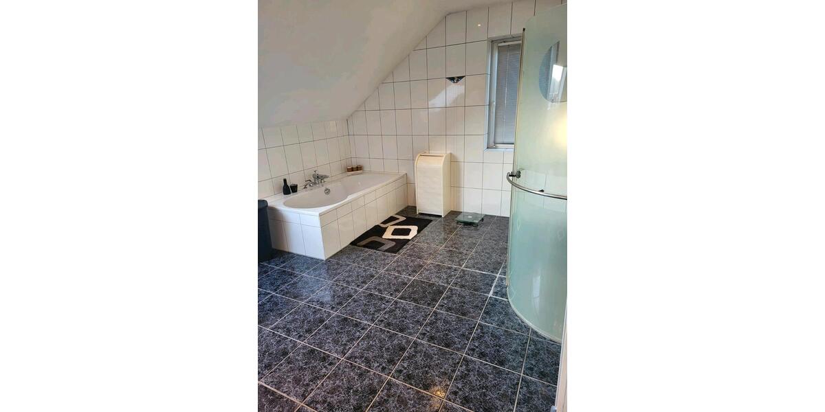 Mehrfamilienhaus, Wohnhaus Kleinblittersdorf - 7 Zimmer, 220 m&sup2;, 395.000&euro; | Angebot:24814295