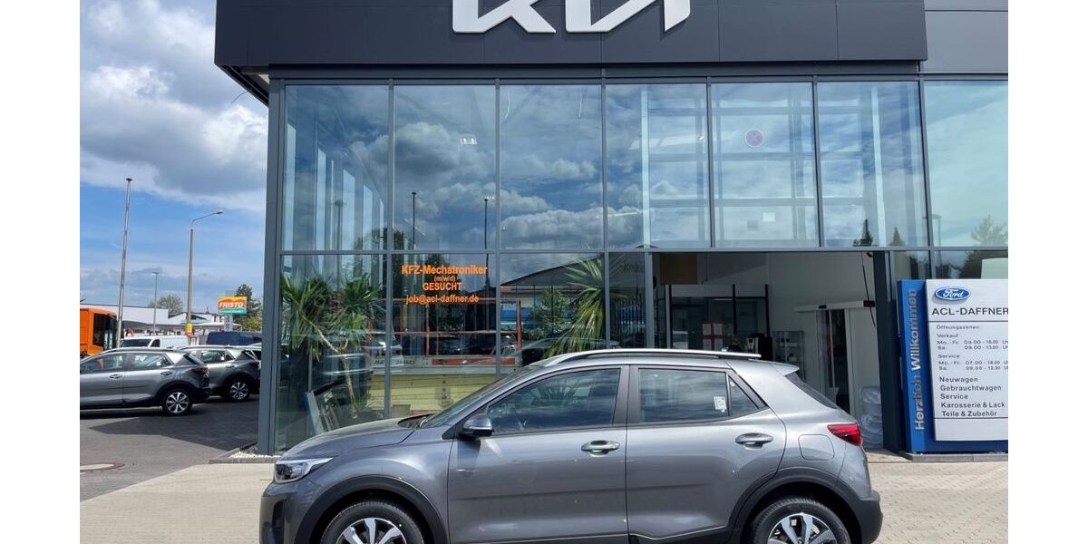 Kia Stonic 9.800 km 17.990 &euro; Leipzig 04316