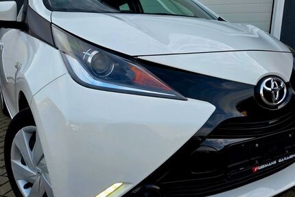 Toyota Aygo (X) 82.950 km 5.990 € Annaberg - Buchholz 09456