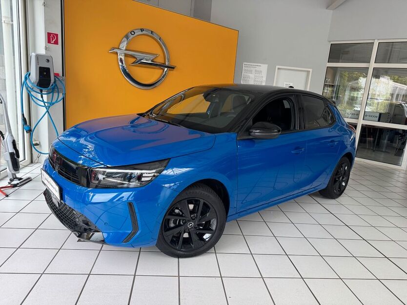 Opel Corsa 18.513 km 21.490 € Olpe 57462