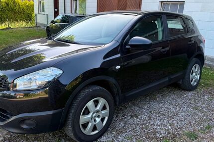 Nissan Qashqai 186.000 km 3.799 &euro; Dunningen 78655