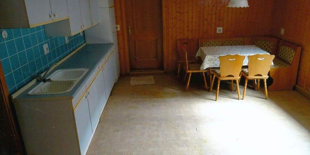 Einfamilienhaus Römhild Roth - 9 Zimmer, 191 m&sup2;, 58.000&euro; | Angebot:26053484