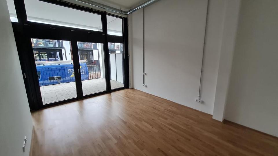 Erdgeschoßwohnung Bremen Häfen - 2 Zimmer, 110 m&sup2;, 609&euro; | Angebot:26677897