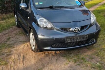 Toyota Aygo (X) 182.504 km 1.300 &euro; Oberkrämer 16727