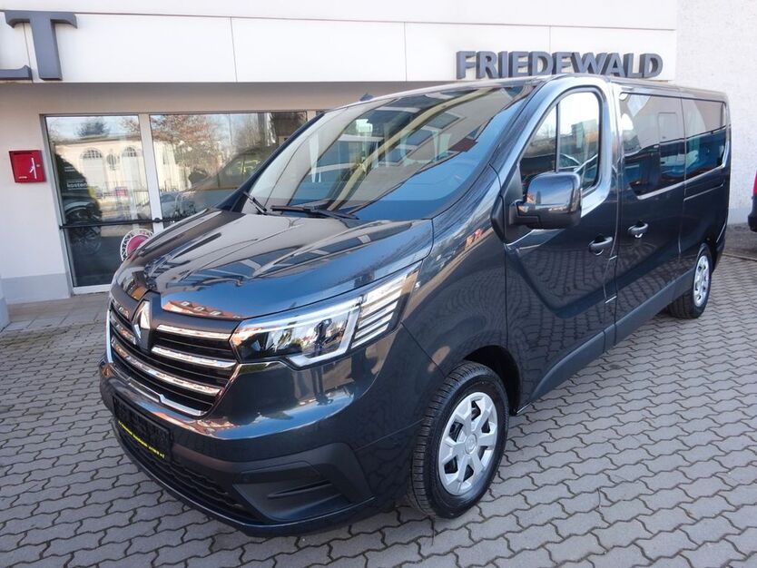 Renault Trafic 25.990 km 32.990 € Dresden 01217