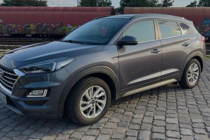 Hyundai TUCSON 156.000 km 17.750 &euro; Mulheim Karlich 56218