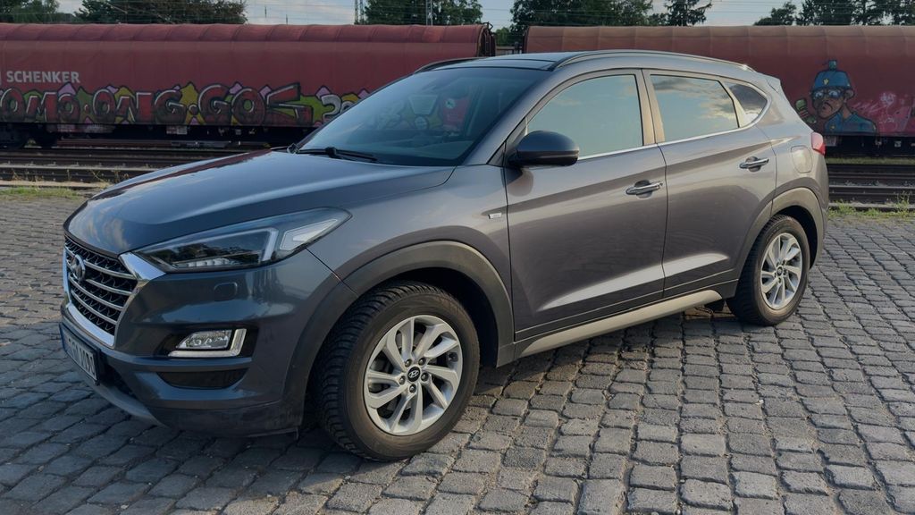 Hyundai TUCSON 156.000 km 17.750 &euro; Mulheim Karlich 56218