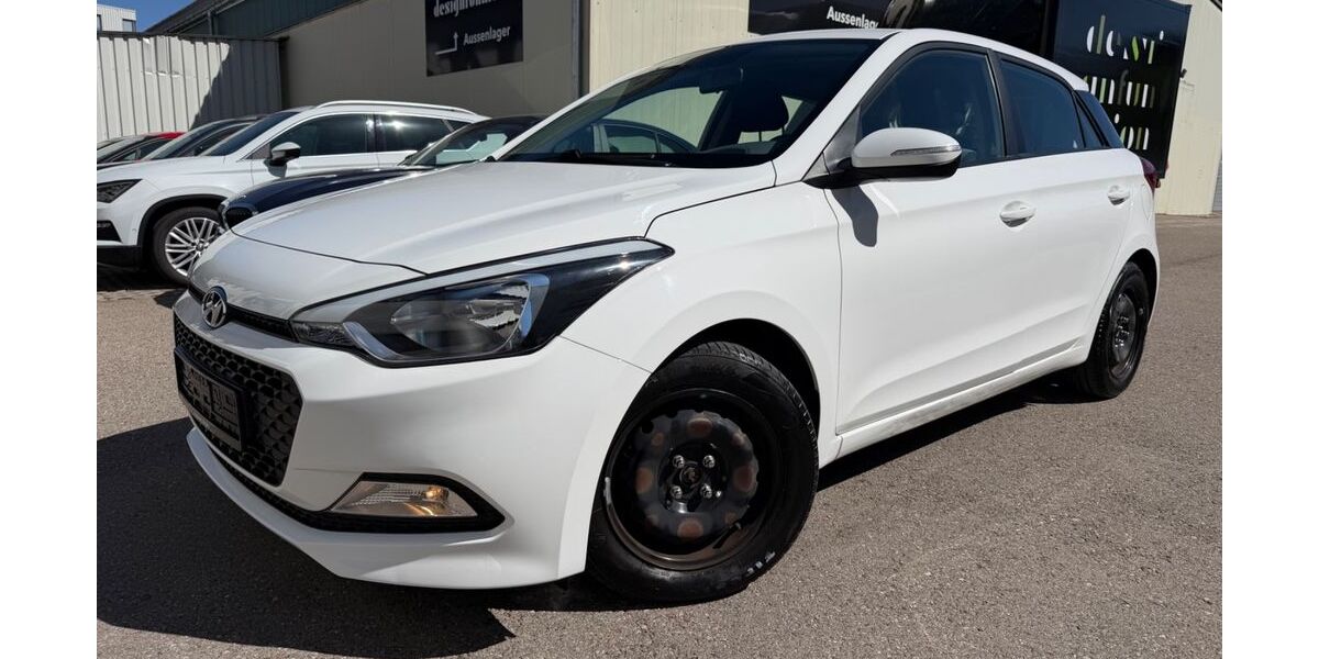 Hyundai i20 118.000 km 7.990 &euro; Kempten 87437
