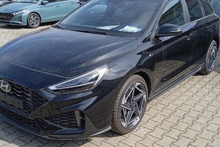 Hyundai i30 10.612 km 27.599 &euro; Traunstein 83278