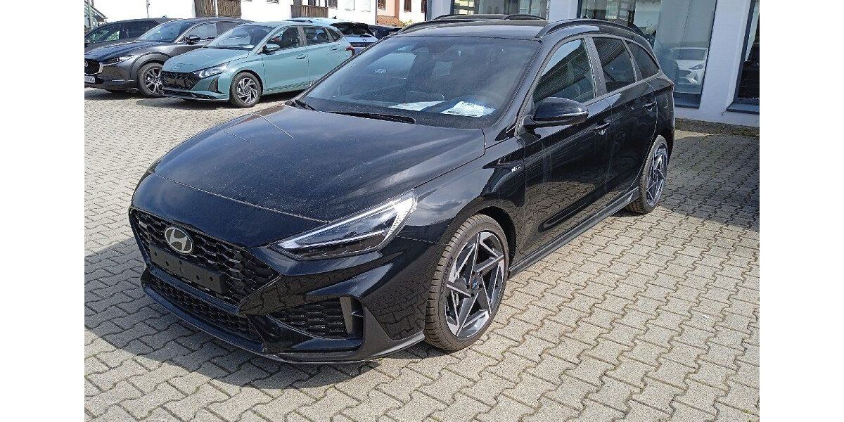 Hyundai i30 10.612 km 27.599 &euro; Traunstein 83278