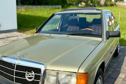 Mercedes-Benz 190 221.000 km 6.900 € Wernberg-Köblitz 92533
