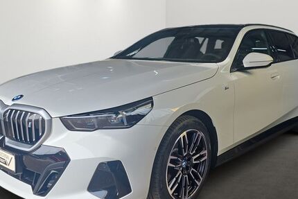 BMW i5 16.250 km 59.980 &euro; München 80687