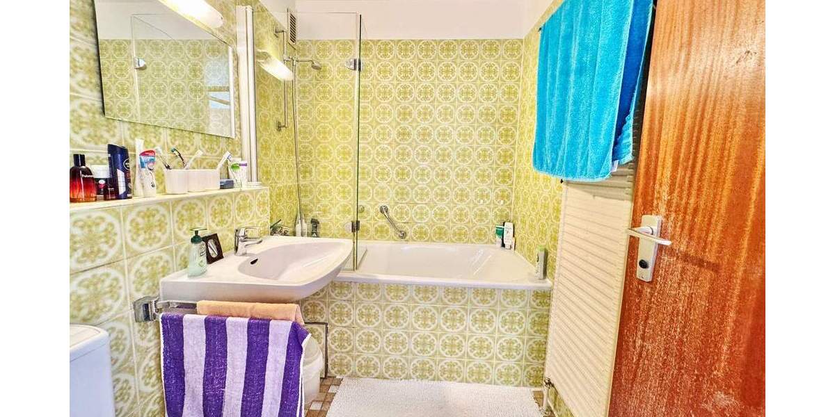 Etagenwohnung Stuttgart Degerloch - 3 Zimmer, 73 m&sup2;, 298.000&euro; | Angebot:24994641