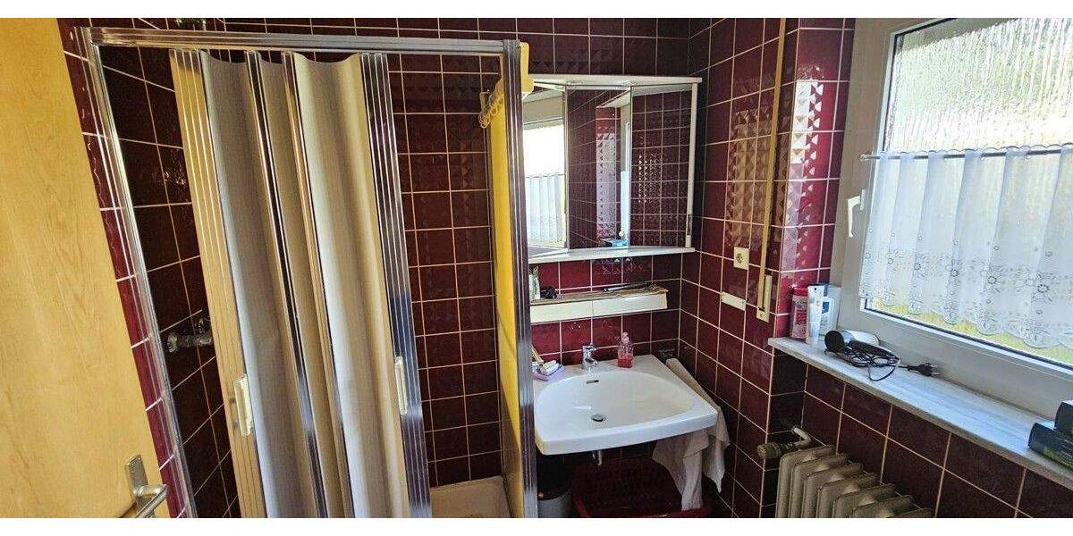 Zugreifen - Geräumiges Einfamilienhaus mit großem Garten zentral in Crailsheim zu verkaufen 7 zimmer