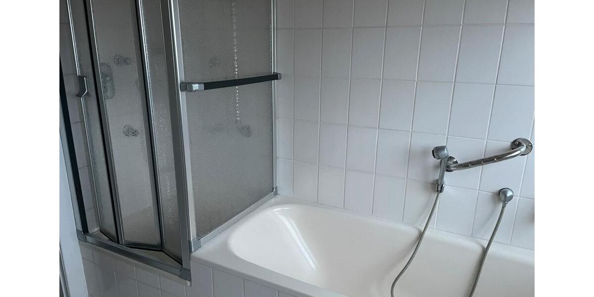 Etagenwohnung Jork - 3 Zimmer, 130 m&sup2;, 1.350&euro; | Angebot:25182837