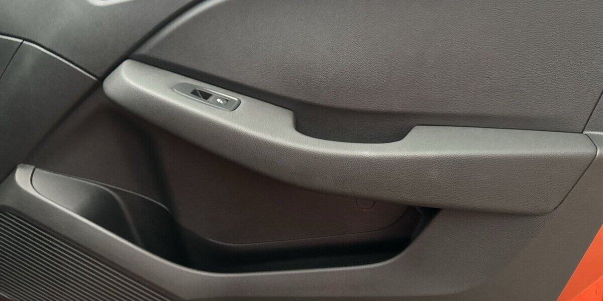 Renault Clio TCE Evolution *LED/Navi-App/Kamera/PDC/SHZG* 2.584 km 17.980 &euro; Bamberg 96052