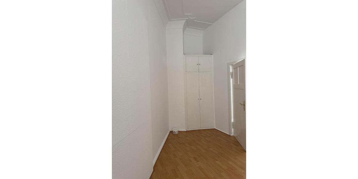 Etagenwohnung Nienburg (Weser) - 6 Zimmer, 186 m&sup2;, 325&euro; | Angebot:26058537