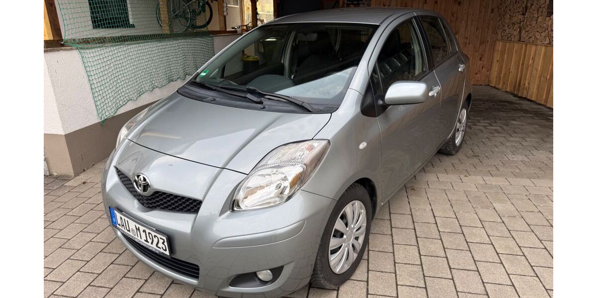 Toyota Yaris 239.379 km 3.499 &euro; Lauf 91207