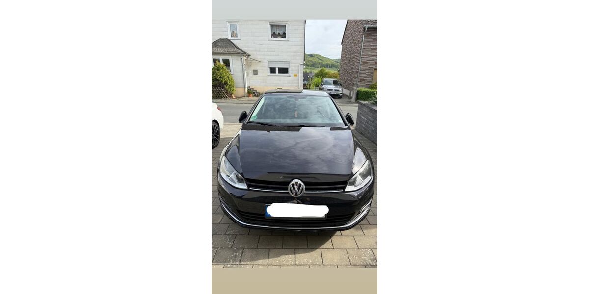 VW Golf 103.000 km 15.700 &euro; Biedenkopf 35216