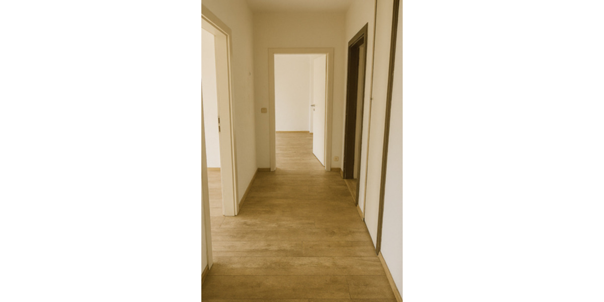 Etagenwohnung Seehausen (Altmark) - 3 Zimmer, 60 m&sup2;, 350&euro; | Angebot:25871708