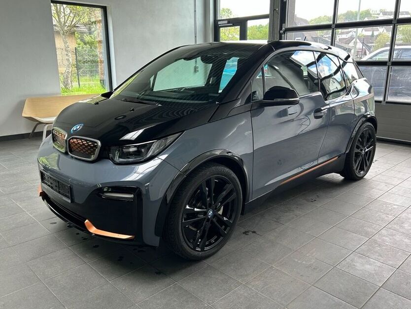 i3