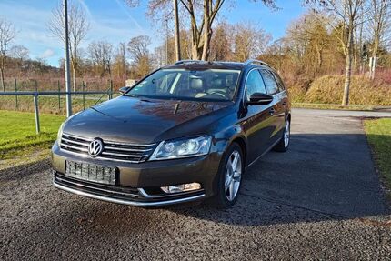 VW Passat 130.480 km 10.900 &euro; Warburg 34414