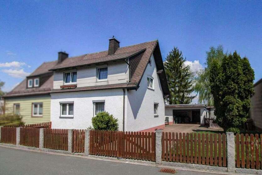 Haus zum Kaufen in Rehau 179.900 € 100 m²