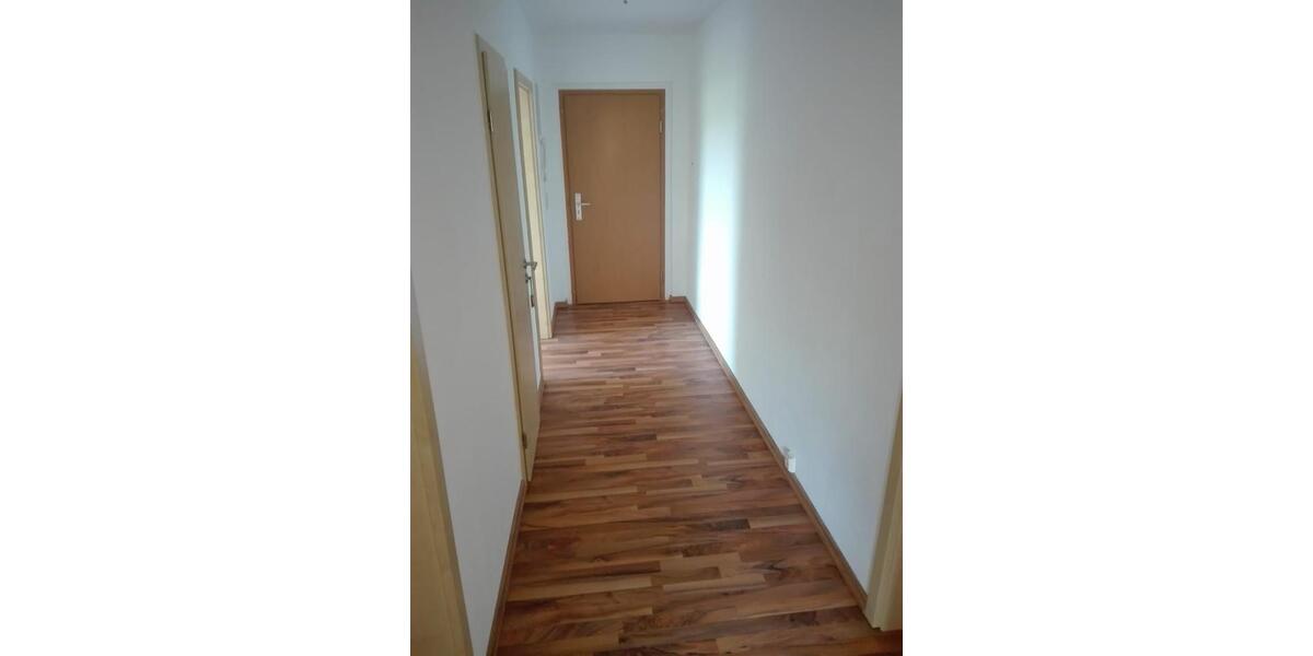 Etagenwohnung Thermalbad Wiesenbad - 3 Zimmer, 64 m&sup2;, 370&euro; | Angebot:26382757
