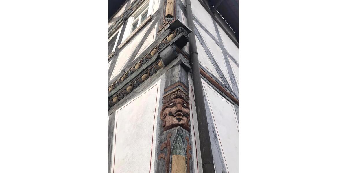 Einfamilienhaus Rotenburg an der Fulda - 9 Zimmer, 235 m&sup2;, 220.000&euro; | Angebot:26879309