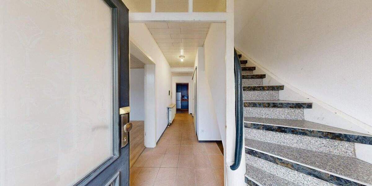 Mehrfamilienhaus, Wohnhaus Germersheim - 6 Zimmer, 125 m&sup2;, 220.000&euro; | Angebot:24738220