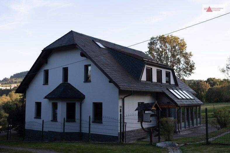 Einfamilienhaus Annaberg-Buchholz Annaberg - 6 Zimmer, 195 m&sup2;, 540.000&euro; | Angebot:25688332