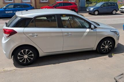 Hyundai i20 109.500 km 6.900 &euro; Trier 54293