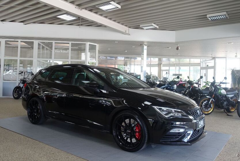 Seat Leon 97.642 km 24.980 € Stralsund 18435