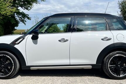 Mini Countryman S (Cooper) 92.500 km 11.870 &euro; Bruckmühl 83052