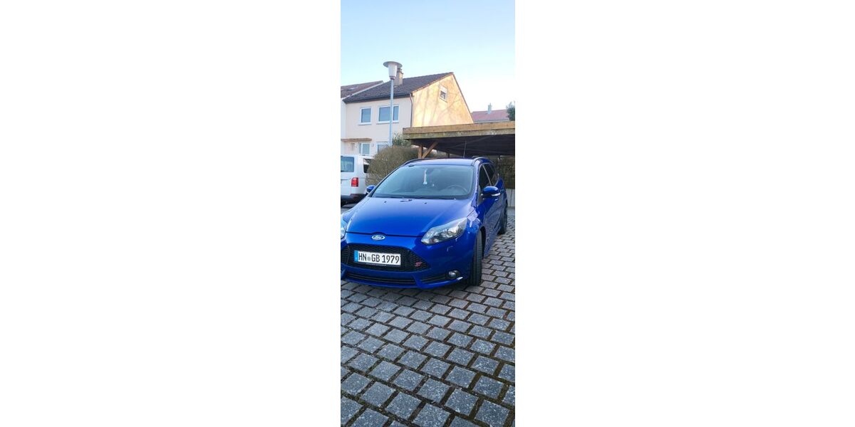 Ford Focus 141.000 km 11.000 &euro; Neuenstadt am Kocher 74196