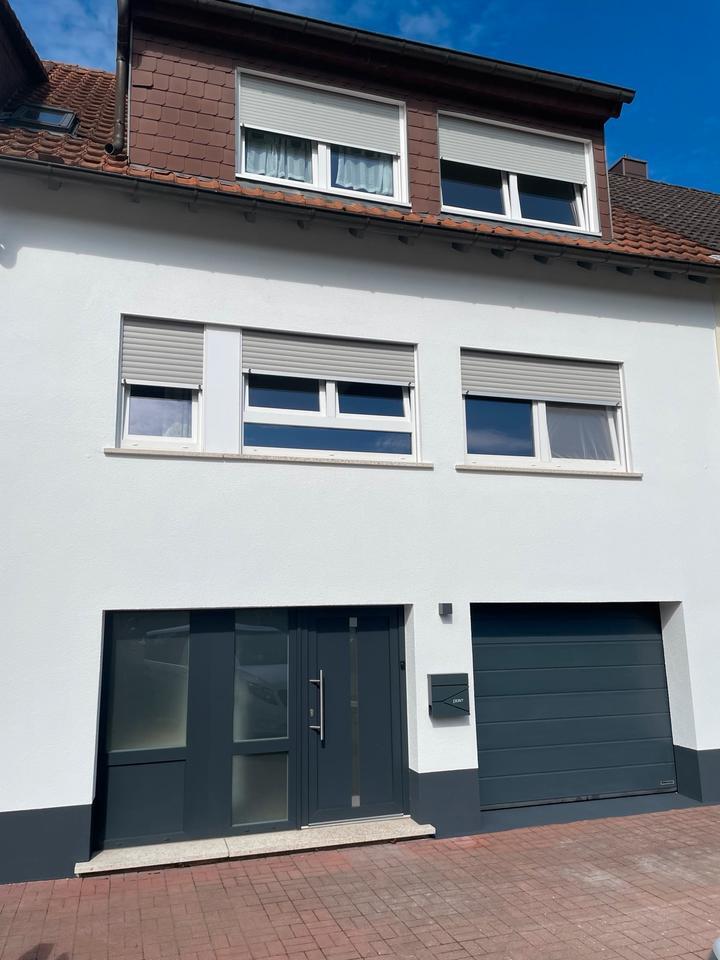 Reihenmittelhaus 5 ZKB 154qm EFH komplett saniert, zentrale Lage