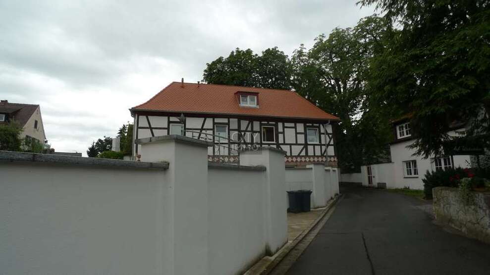 Haus zum Mieten in Nürnberg 1.950 € 180 m²