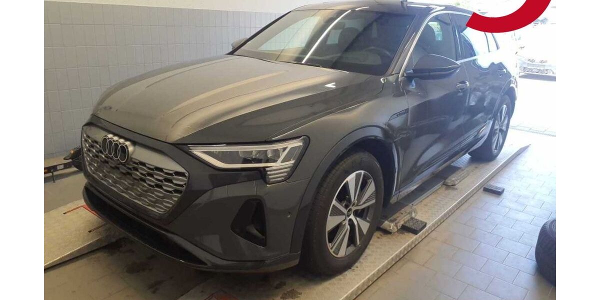 Audi Q8 e-tron 57.990 km 39.840 &euro; Wackersdorf 92442