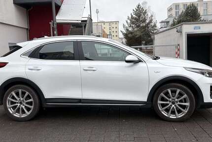 Kia XCeed 56.000 km 18.700 &euro; München 80937