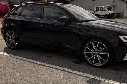 Audi A3 152.145 km 14.990 &euro; Dörfles-Esbach 96487