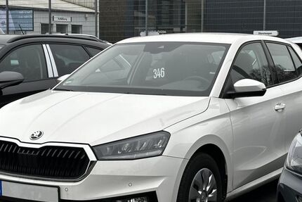 Skoda Fabia 50.010 km 14.790 &euro; Castrop-Rauxel 44579