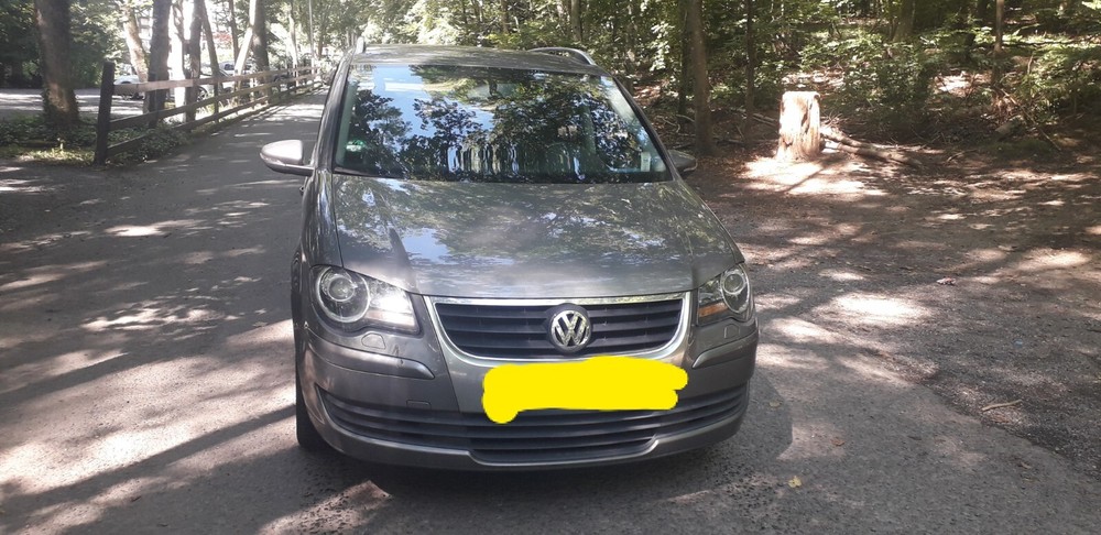 VW Touran 241.000 km 4.800 &euro; Ginsheim-Gustavsburg 65462