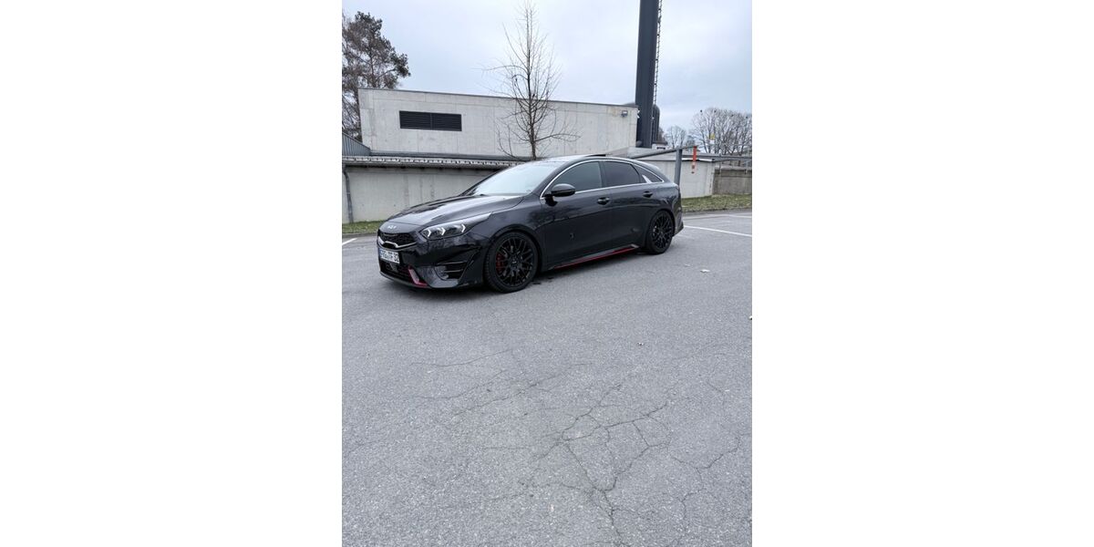 Kia pro ceed / ProCeed 41.000 km 25.900 &euro; Schönberg 94513