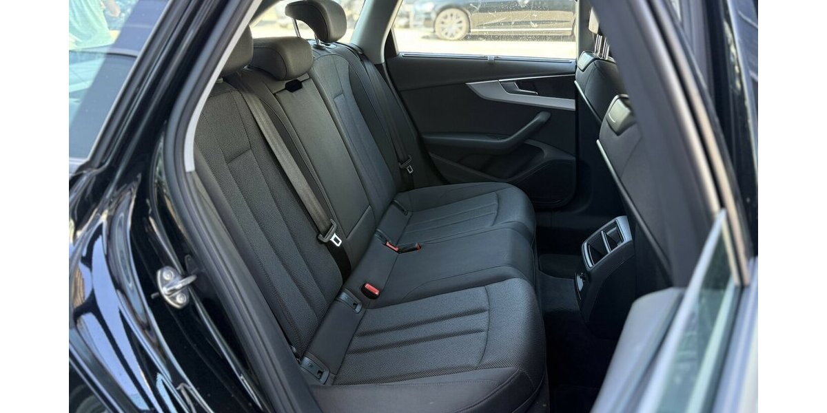 Audi A4 Avant 40 TDI advanced ACC/NAVI/AHK/DAB/LED 53.112 km 24.900 &euro; Villingen-Schwenningen 78054